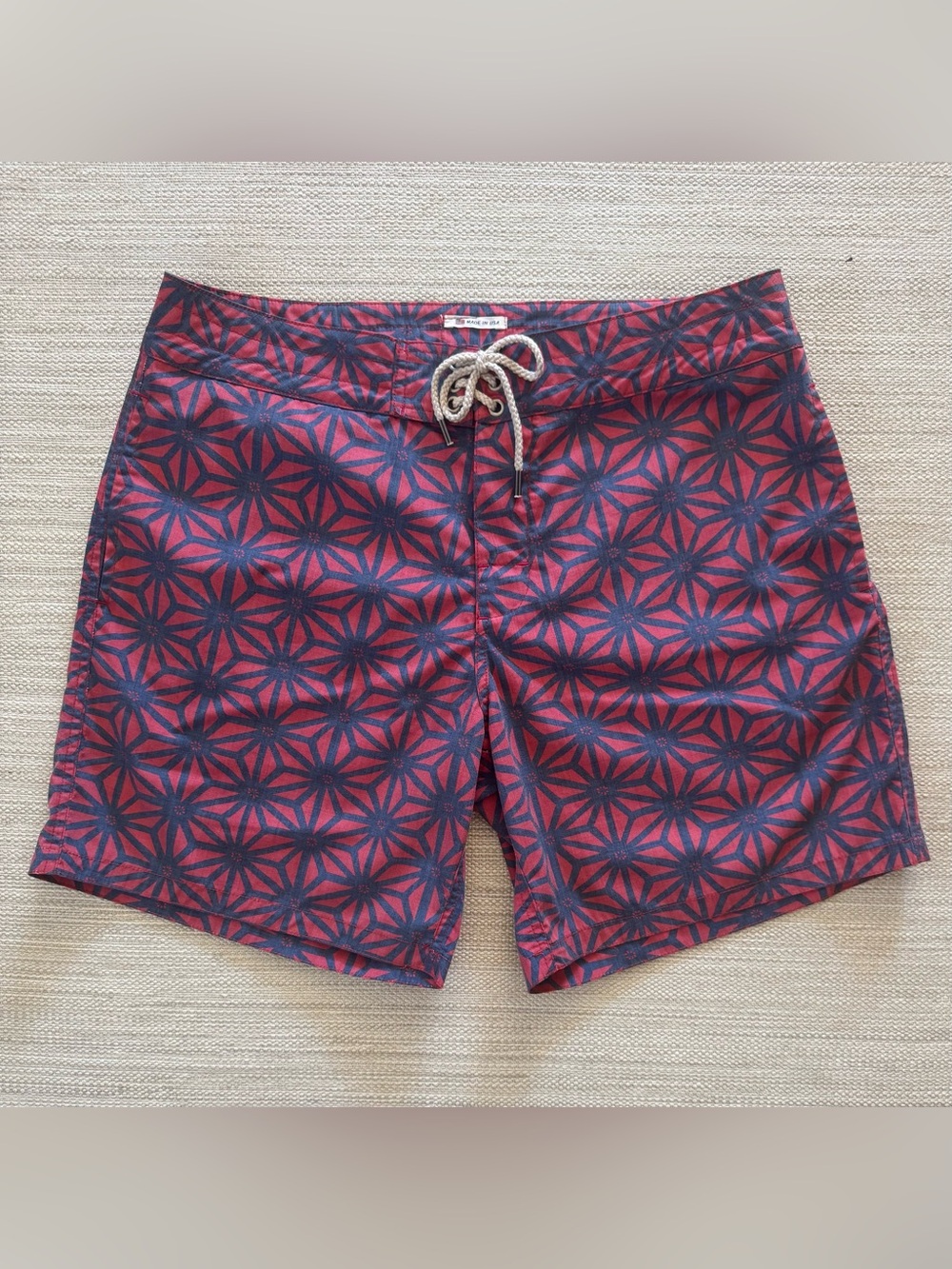 Faherty Beacon red blue star pattern drawstring waist swim trunks shorts men 33